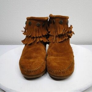 Minnetonka Womens 692 Brown Suede Double Fringe Concho Ankle Moccasin Boots 7